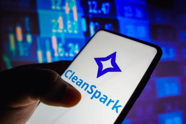 CleanSpark Raises $550