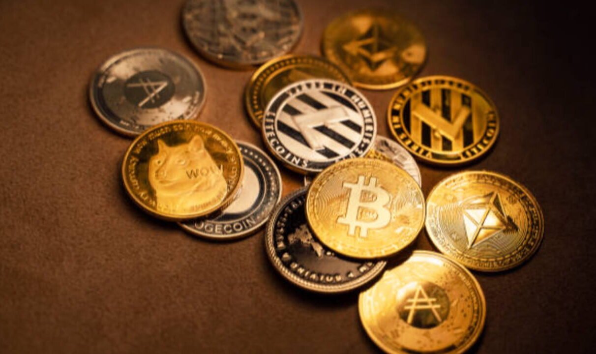 Bitcoin Market Sees Gains in Altcoins